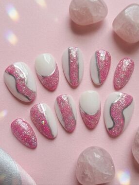Hand Painted Reusable Press On Nails Pink & Silver Chrome Sparkle Short Almond